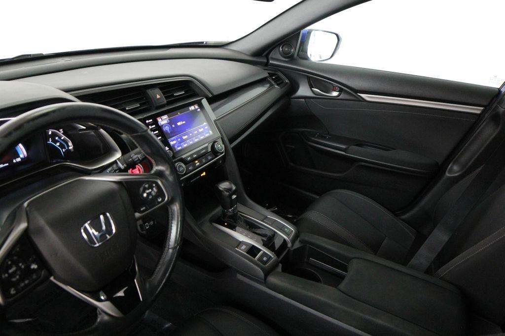 Honda Civic Hatchback EX CVT 2020
