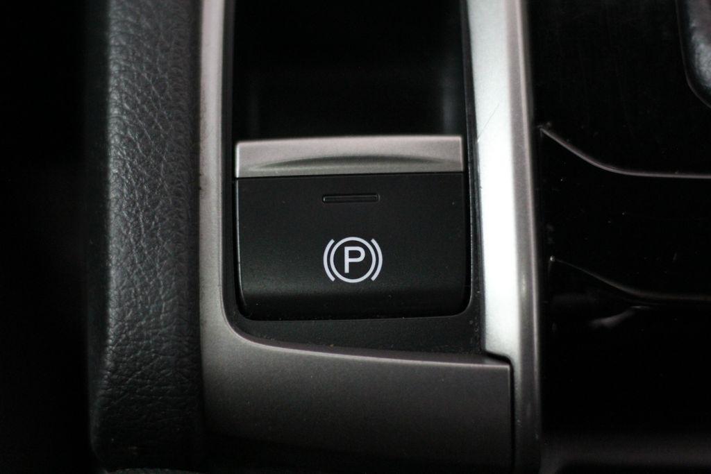 Honda Civic Hatchback EX CVT 2020