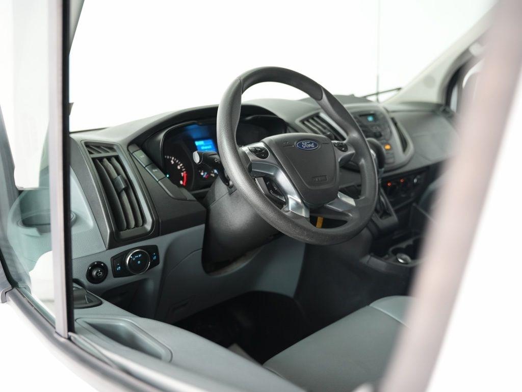 Ford Transit Van T-250 148" Med Rf 9000 GVWR Sliding RH Dr 2019