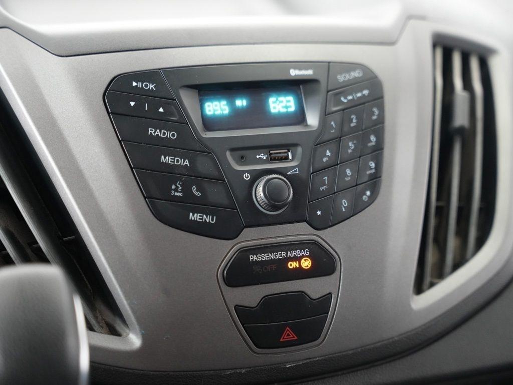 Ford Transit Van T-250 148" Med Rf 9000 GVWR Sliding RH Dr 2019
