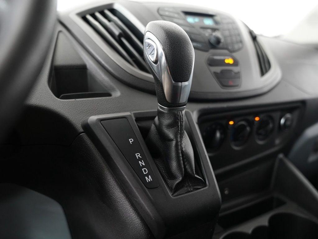 Ford Transit Van T-250 148" Med Rf 9000 GVWR Sliding RH Dr 2019