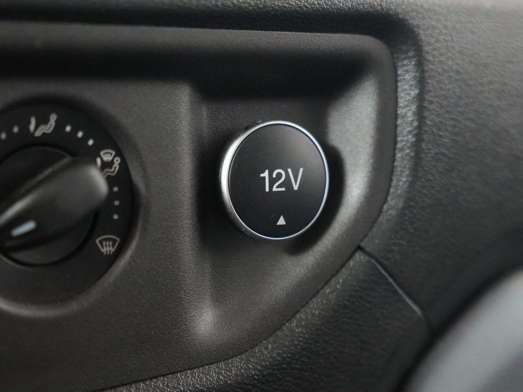 Ford Transit Van T-250 148" Med Rf 9000 GVWR Sliding RH Dr 2019
