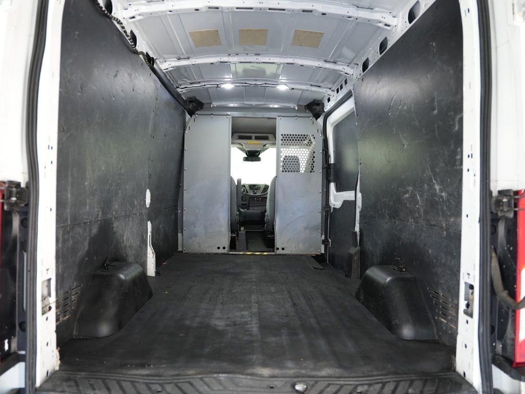 Ford Transit Van T-250 148" Med Rf 9000 GVWR Sliding RH Dr 2019