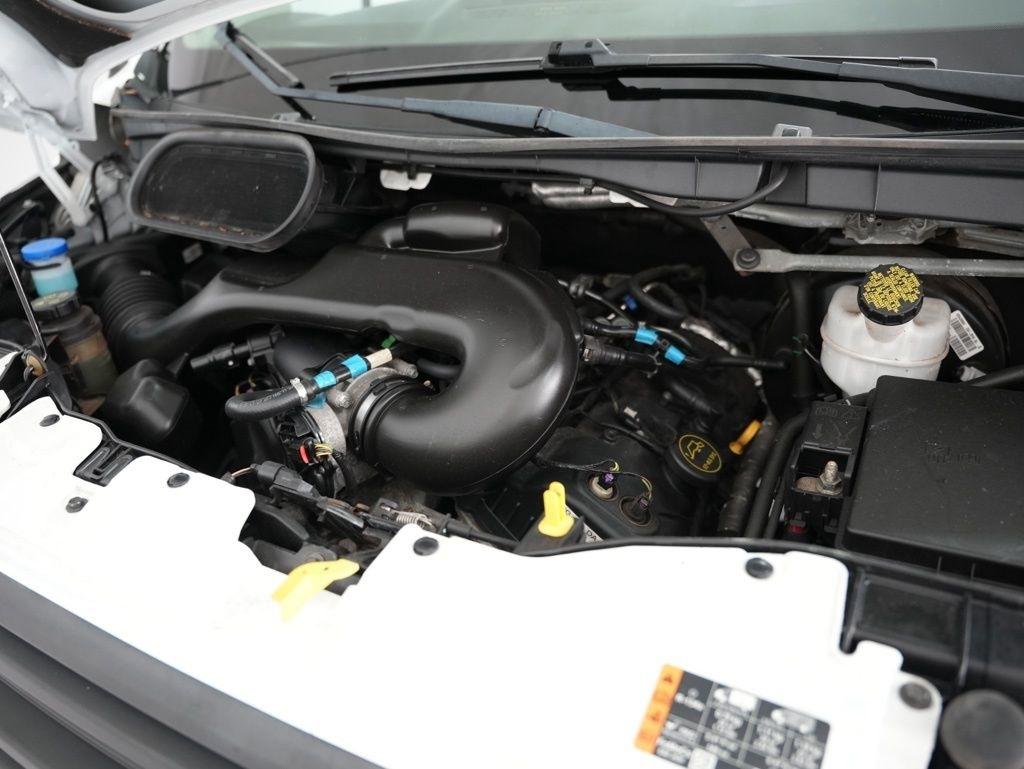 Ford Transit Van T-250 148" Med Rf 9000 GVWR Sliding RH Dr 2019