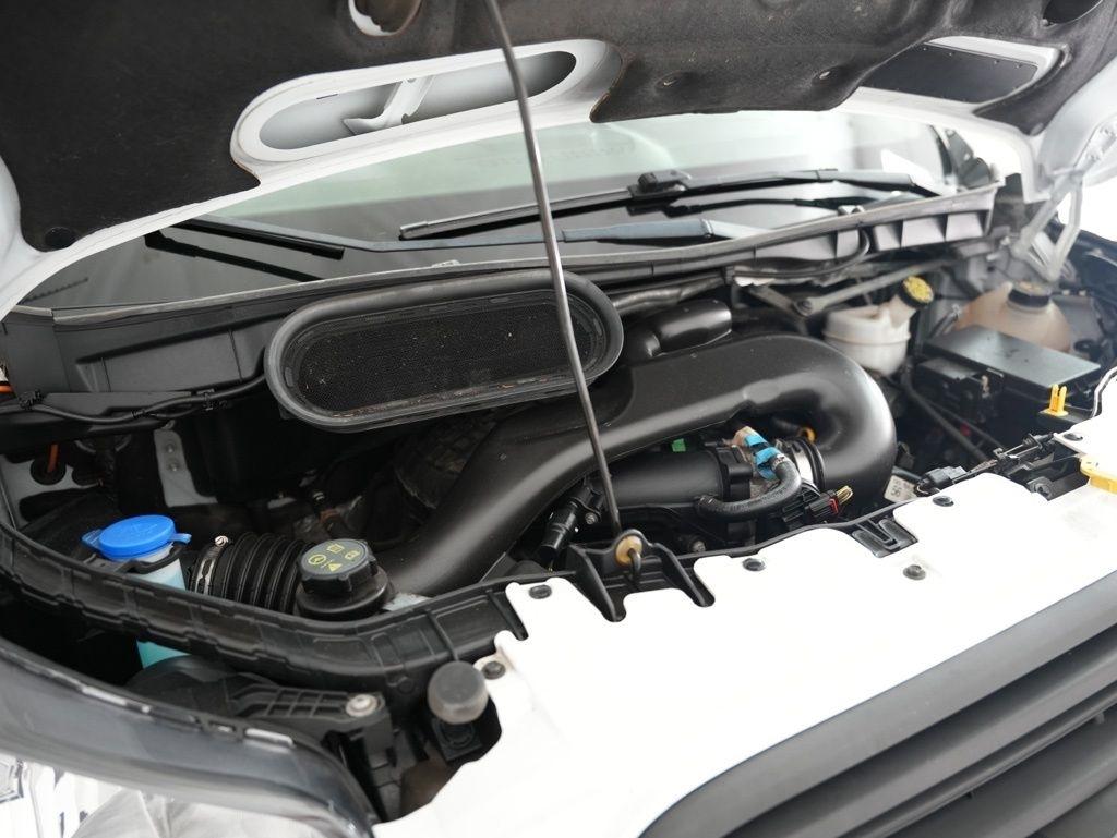 Ford Transit Van T-250 148" Med Rf 9000 GVWR Sliding RH Dr 2019
