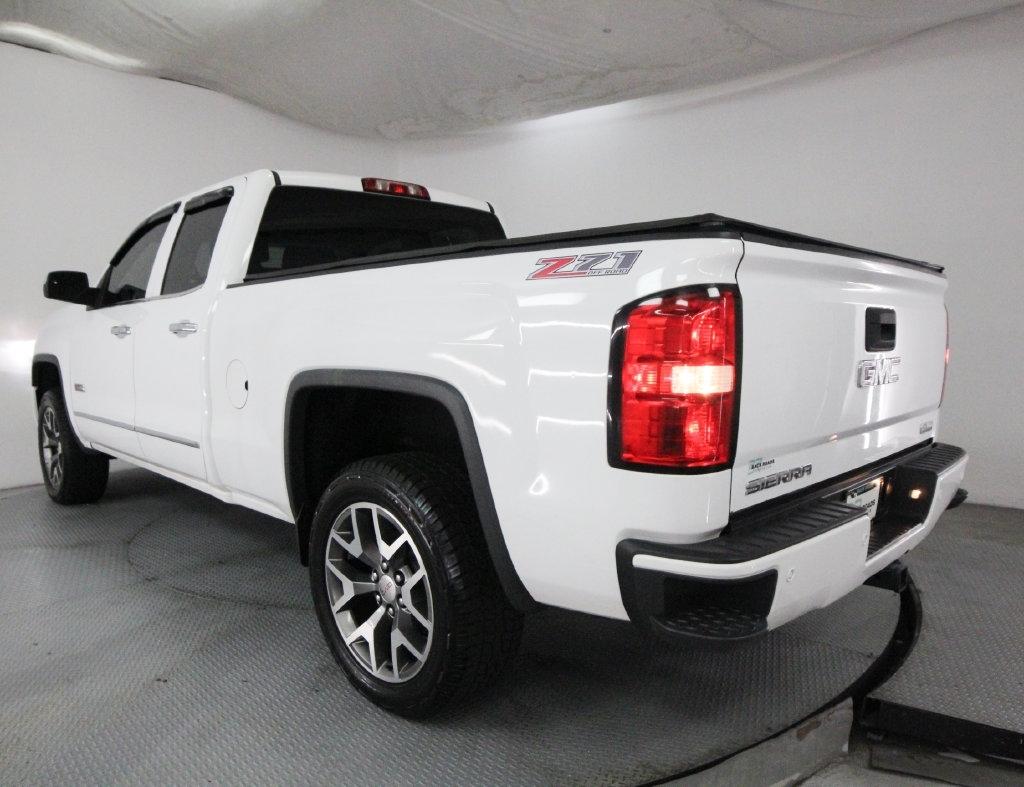 GMC Sierra 1500 4WD Double Cab 143.5" SLT 2015