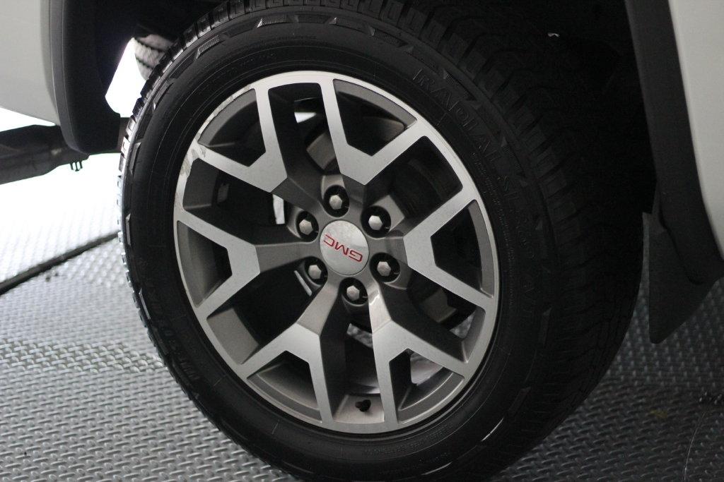 GMC Sierra 1500 4WD Double Cab 143.5" SLT 2015