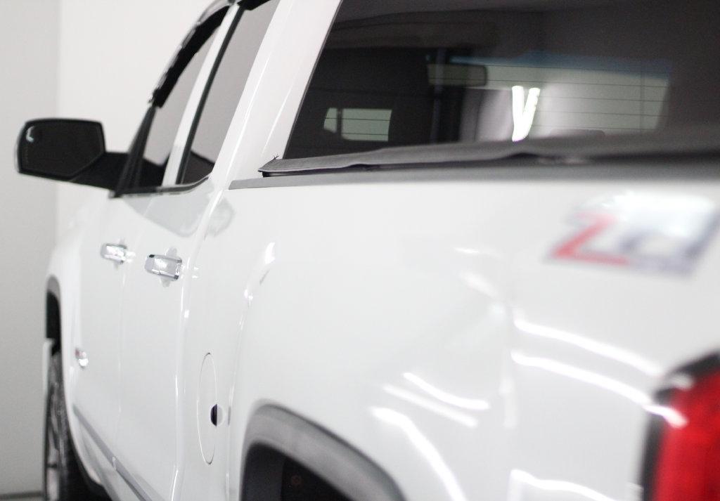 GMC Sierra 1500 4WD Double Cab 143.5" SLT 2015