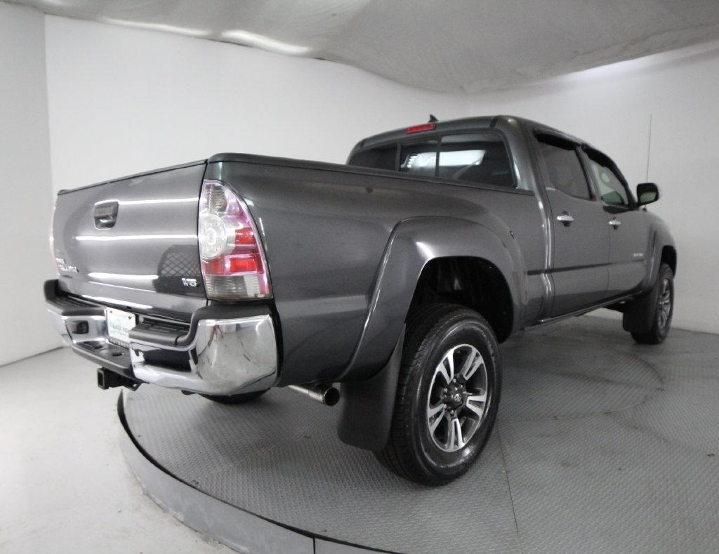 Toyota Tacoma 4WD Double Cab LB V6 AT (Natl) 2013