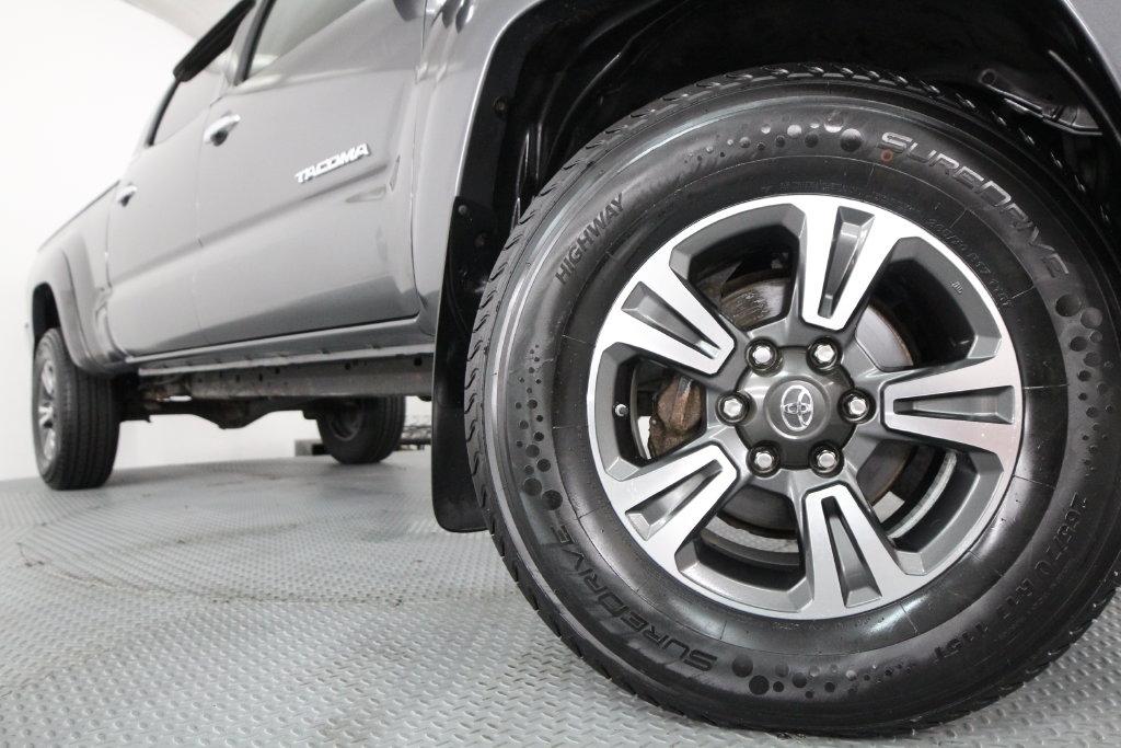 Toyota Tacoma 4WD Double Cab LB V6 AT (Natl) 2013