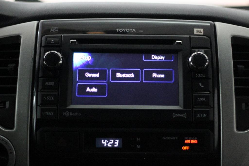Toyota Tacoma 4WD Double Cab LB V6 AT (Natl) 2013