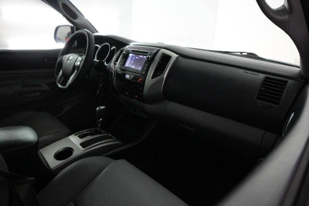 Toyota Tacoma 4WD Double Cab LB V6 AT (Natl) 2013