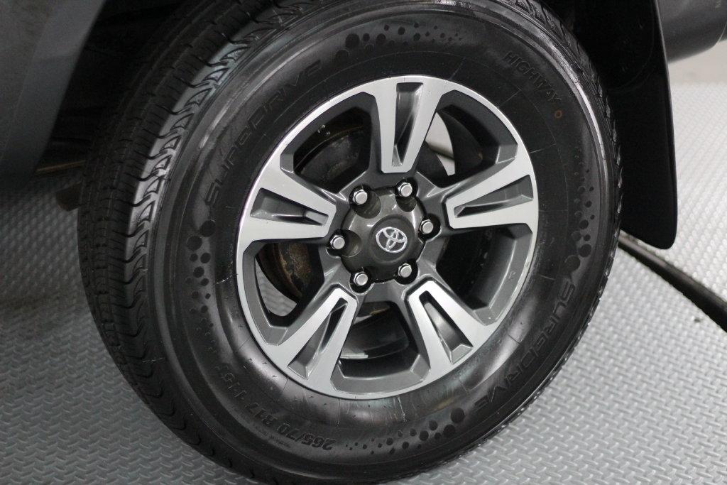 Toyota Tacoma 4WD Double Cab LB V6 AT (Natl) 2013