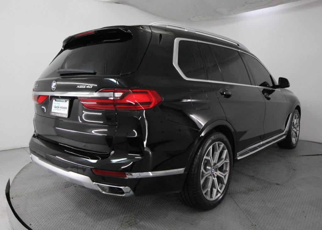 BMW X7 xDrive40i Sports Activity Vehicle 2020