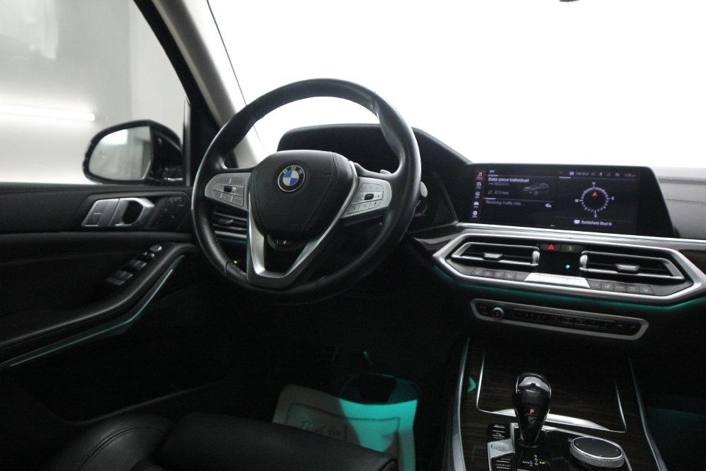 BMW X7 xDrive40i Sports Activity Vehicle 2020