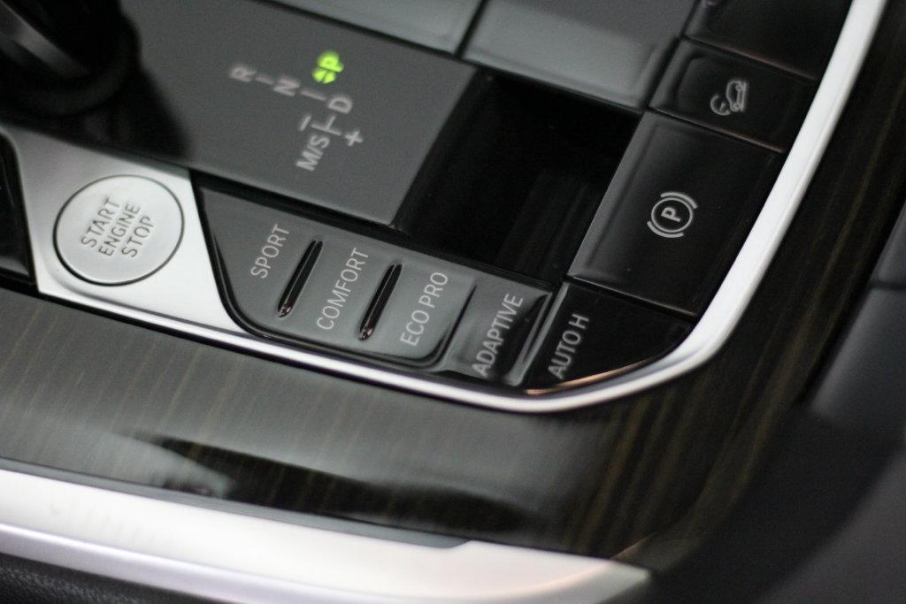 BMW X7 xDrive40i Sports Activity Vehicle 2020