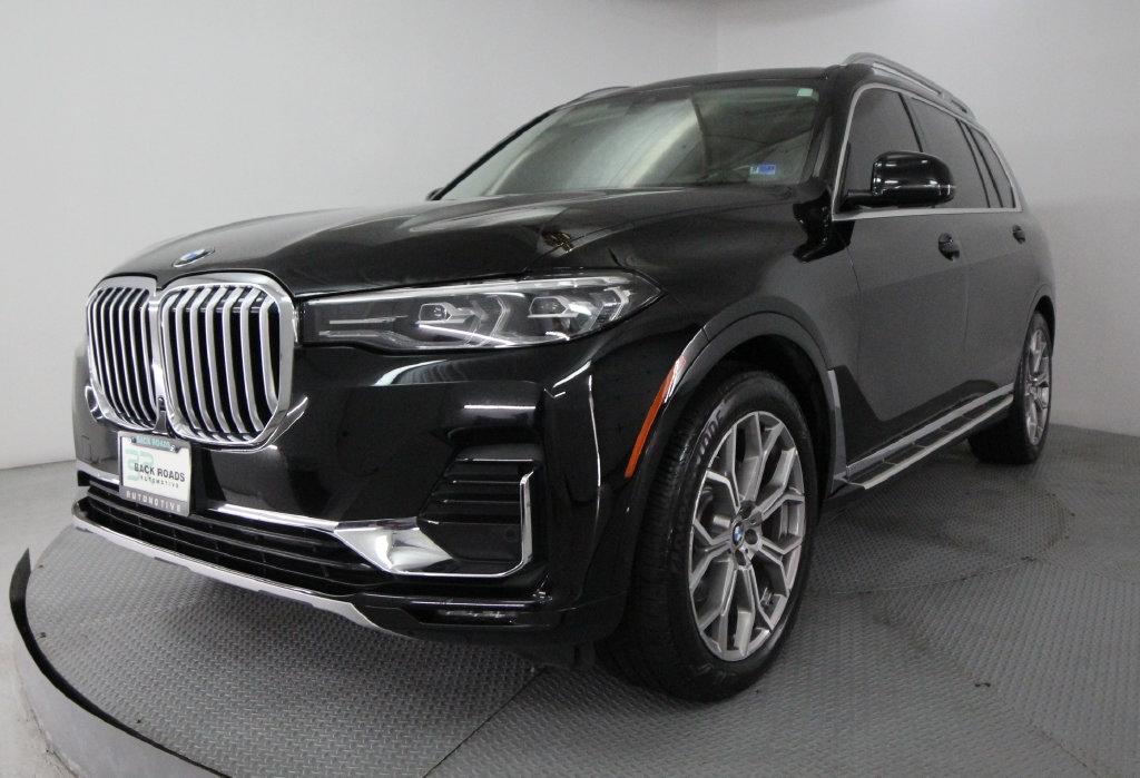 BMW X7 xDrive40i Sports Activity Vehicle 2020