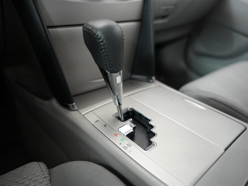 Toyota Camry 4dr Sdn I4 Man LE (Natl) 2011