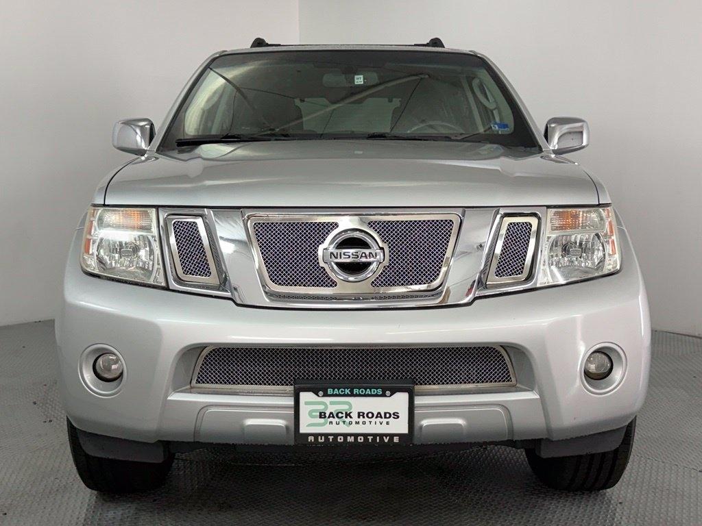 Nissan Pathfinder 2WD 4dr V6 SV 2012