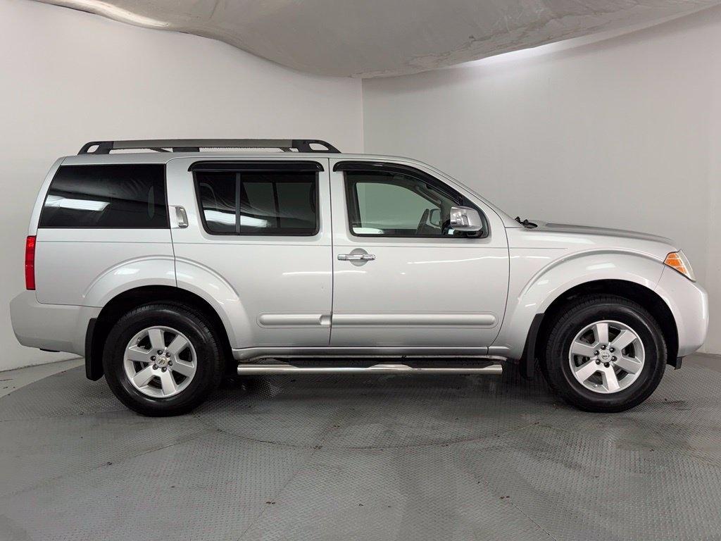 Nissan Pathfinder 2WD 4dr V6 SV 2012