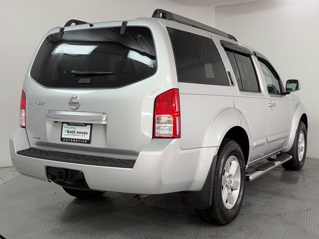 Nissan Pathfinder 2WD 4dr V6 SV 2012