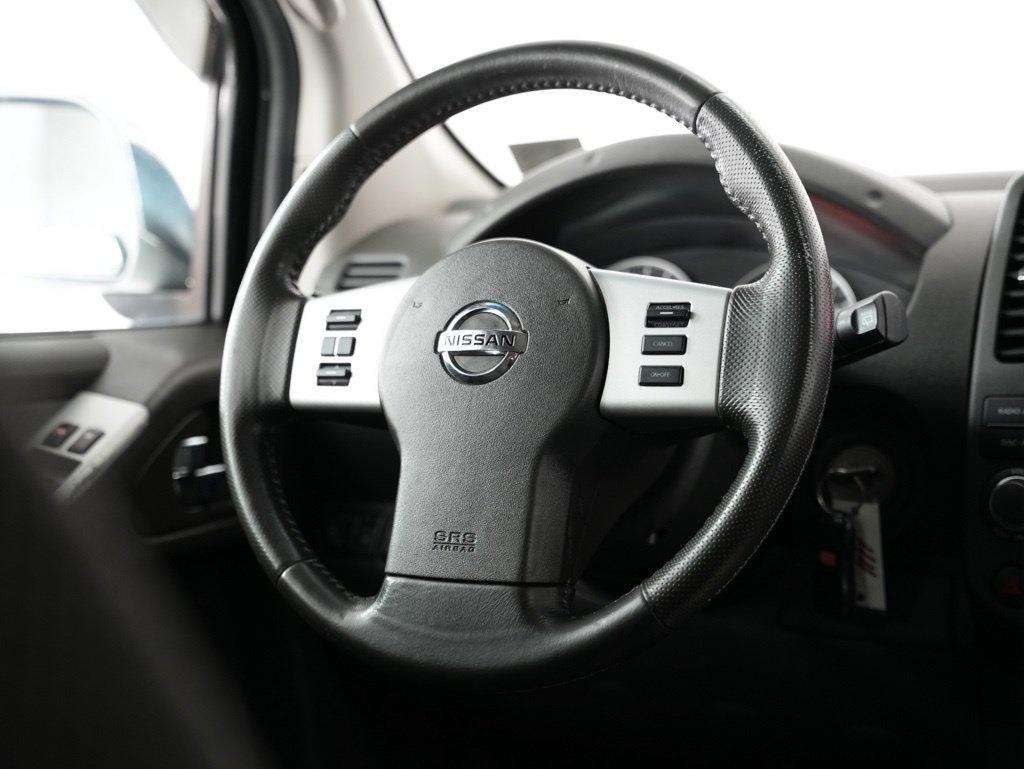 Nissan Pathfinder 2WD 4dr V6 SV 2012