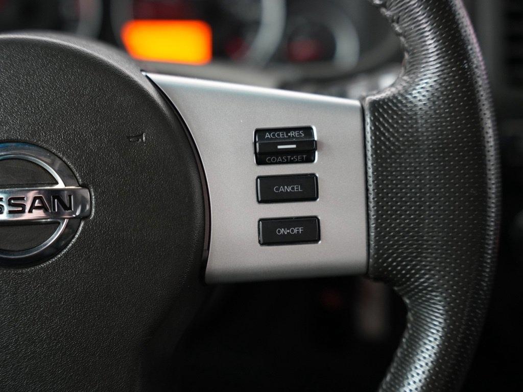 Nissan Pathfinder 2WD 4dr V6 SV 2012