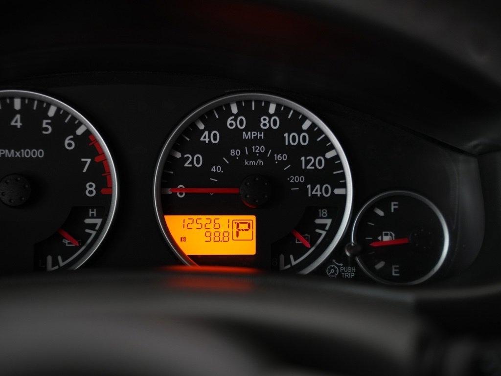Nissan Pathfinder 2WD 4dr V6 SV 2012