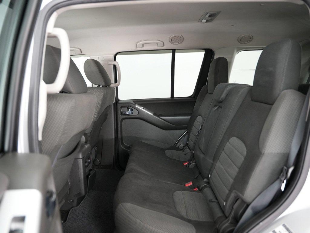 Nissan Pathfinder 2WD 4dr V6 SV 2012