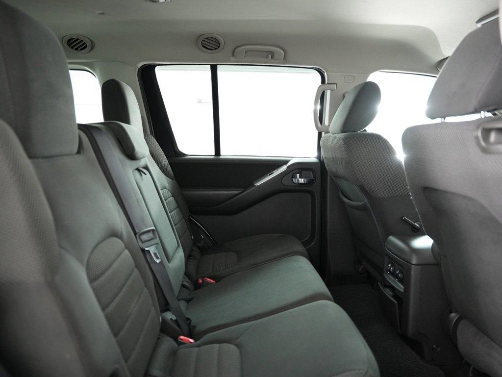 Nissan Pathfinder 2WD 4dr V6 SV 2012