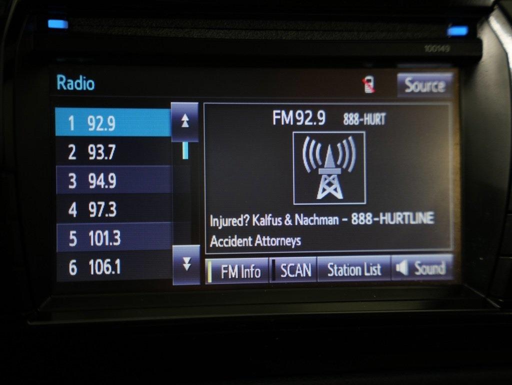 Toyota Corolla 4dr Sdn CVT LE Premium (Natl) 2015