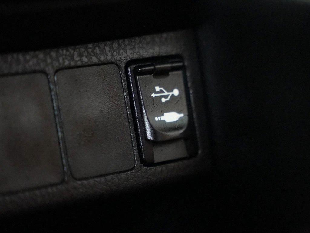 Toyota Corolla 4dr Sdn CVT LE Premium (Natl) 2015