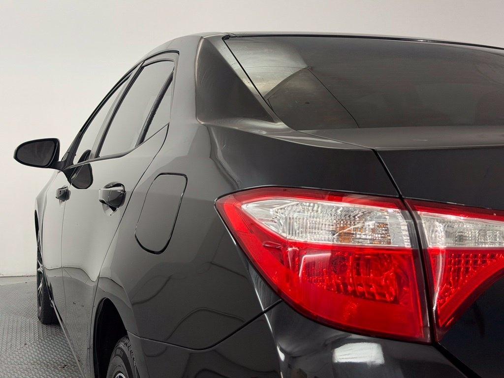 Toyota Corolla 4dr Sdn CVT LE Premium (Natl) 2015