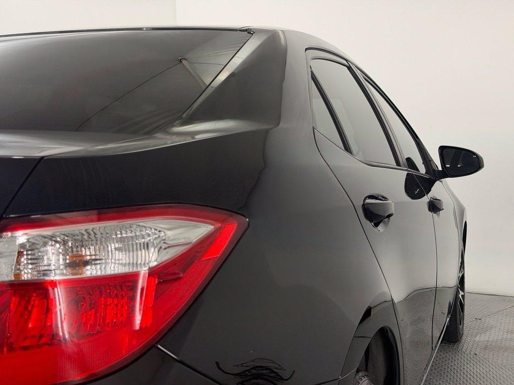 Toyota Corolla 4dr Sdn CVT LE Premium (Natl) 2015