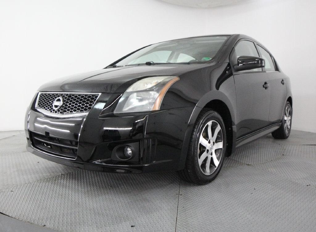 Nissan Sentra 4dr Sdn I4 CVT 2.0 SR 2012