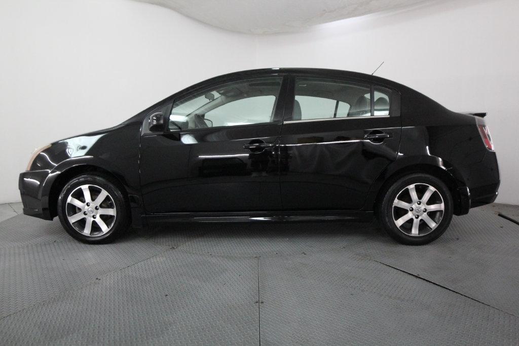 Nissan Sentra 4dr Sdn I4 CVT 2.0 SR 2012