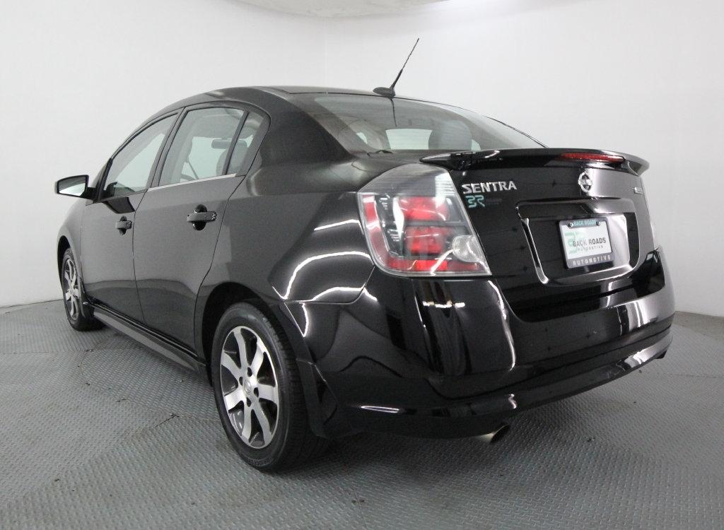 Nissan Sentra 4dr Sdn I4 CVT 2.0 SR 2012