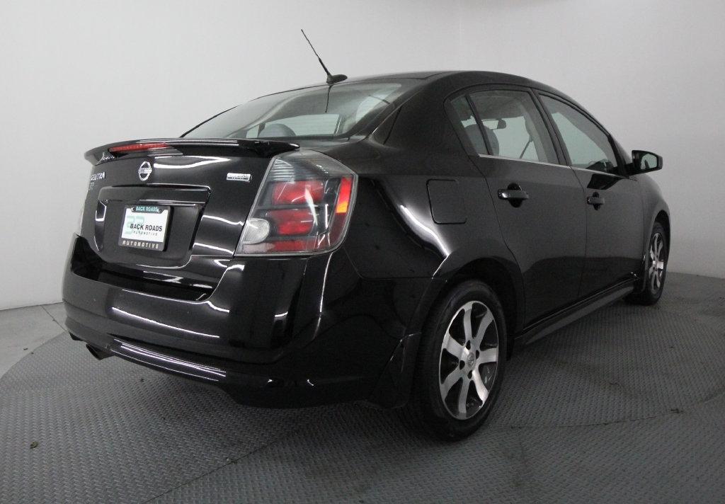 Nissan Sentra 4dr Sdn I4 CVT 2.0 SR 2012