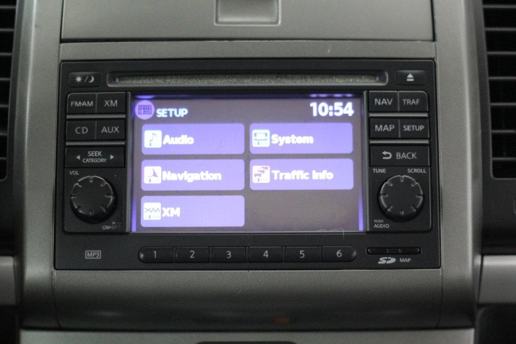 Nissan Sentra 4dr Sdn I4 CVT 2.0 SR 2012