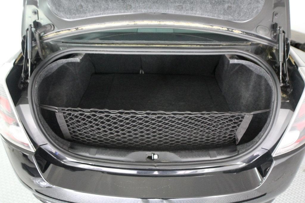 Nissan Sentra 4dr Sdn I4 CVT 2.0 SR 2012