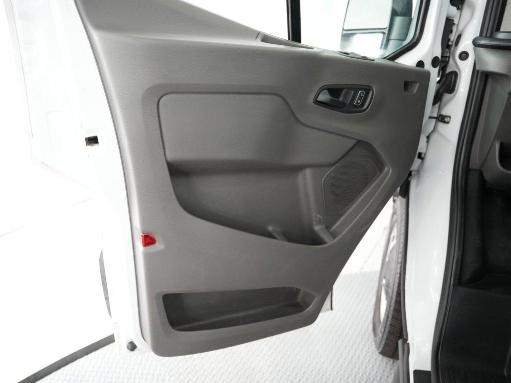 Ford Transit Cargo Van T-350 130" Low Rf 9500 GVWR RWD 2022