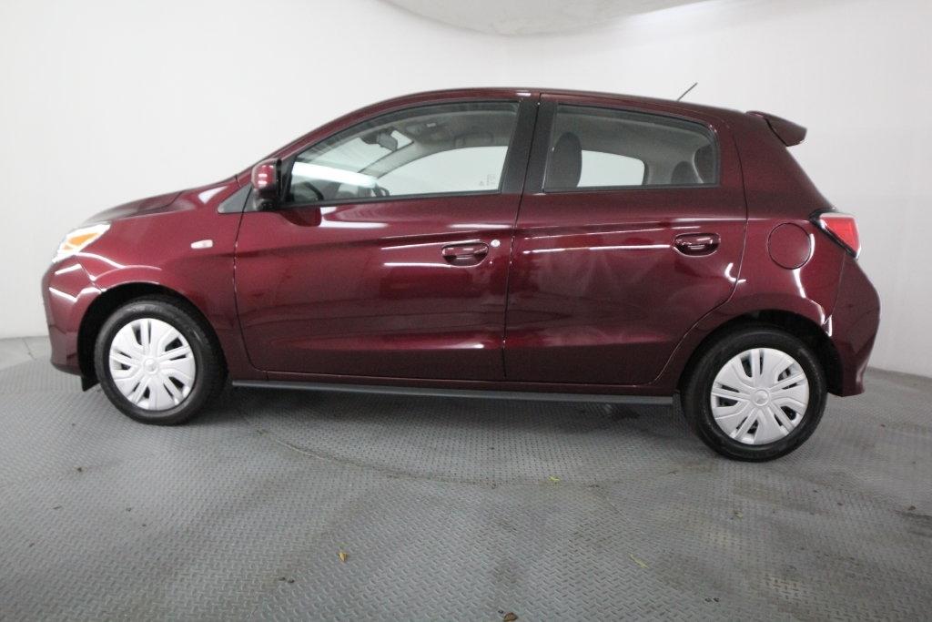 Mitsubishi Mirage ES CVT 2024