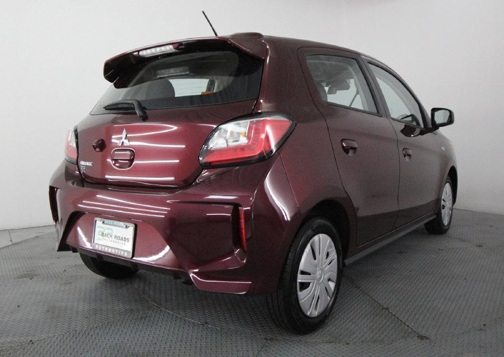 Mitsubishi Mirage ES CVT 2024