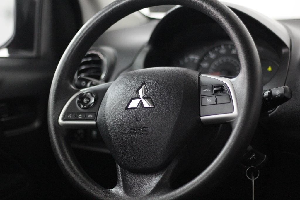 Mitsubishi Mirage ES CVT 2024