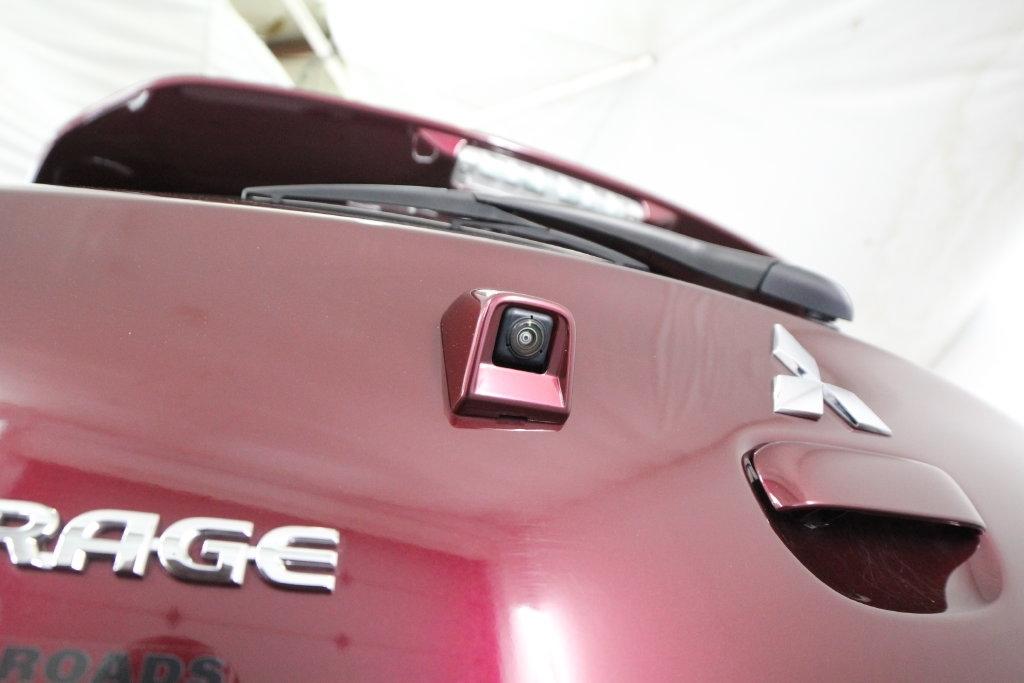 Mitsubishi Mirage ES CVT 2024