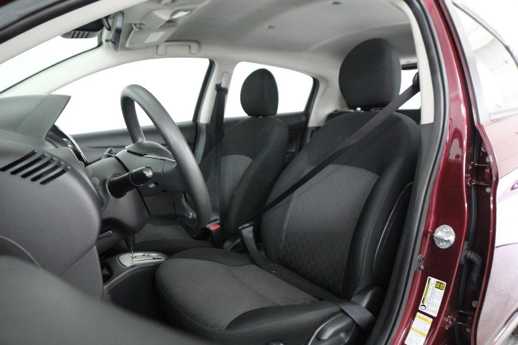 Mitsubishi Mirage ES CVT 2024