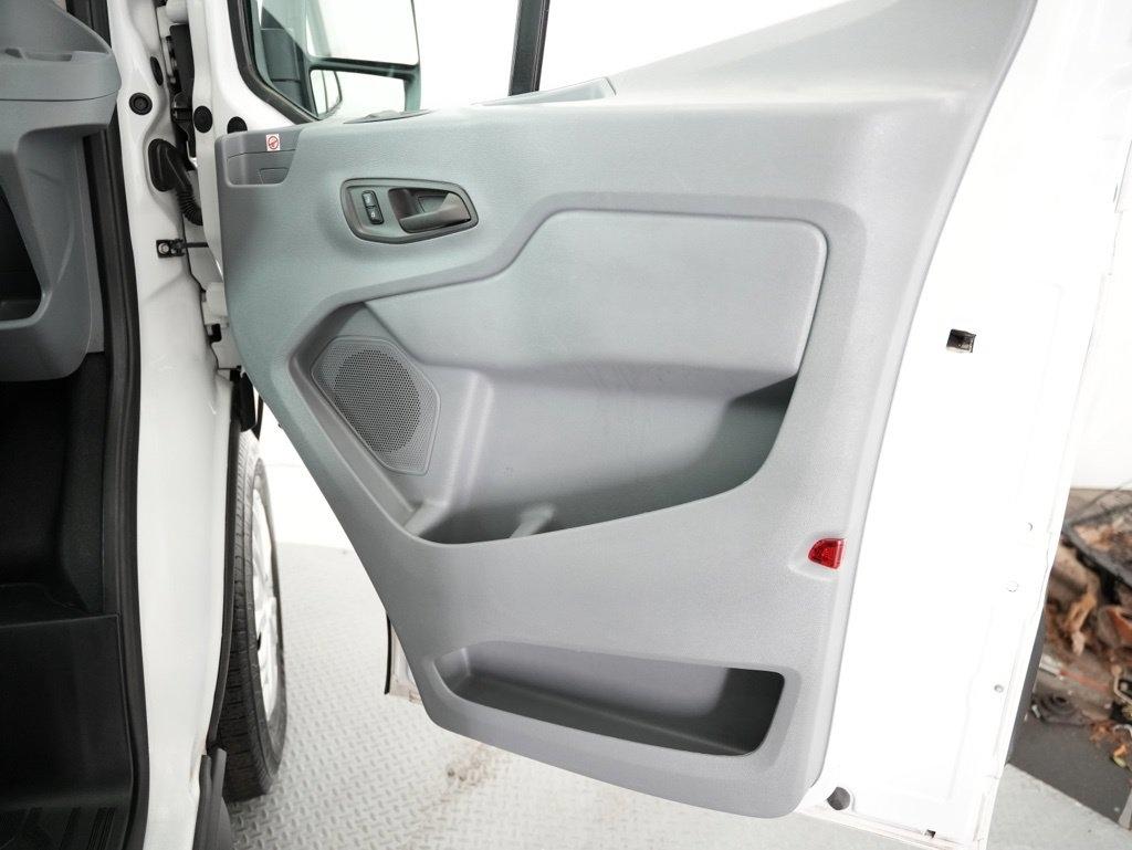 Ford Transit Van T-350 148" Low Rf 9500 GVWR Swing-Out RH Dr 2019