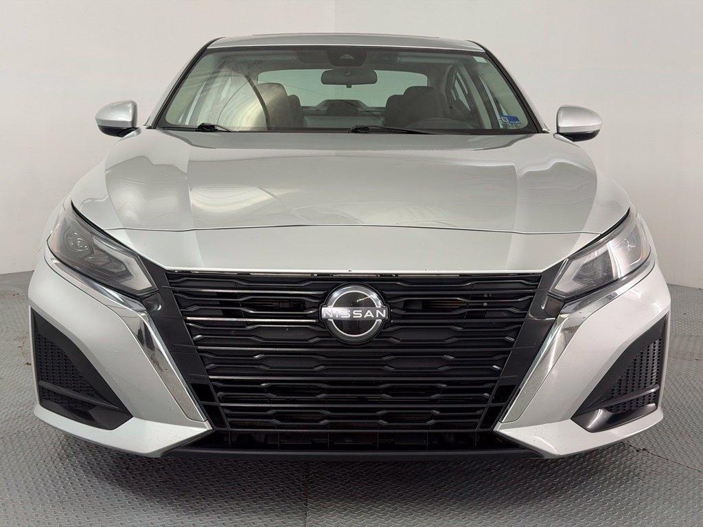 Nissan Altima 2.5 SV Sedan 2023