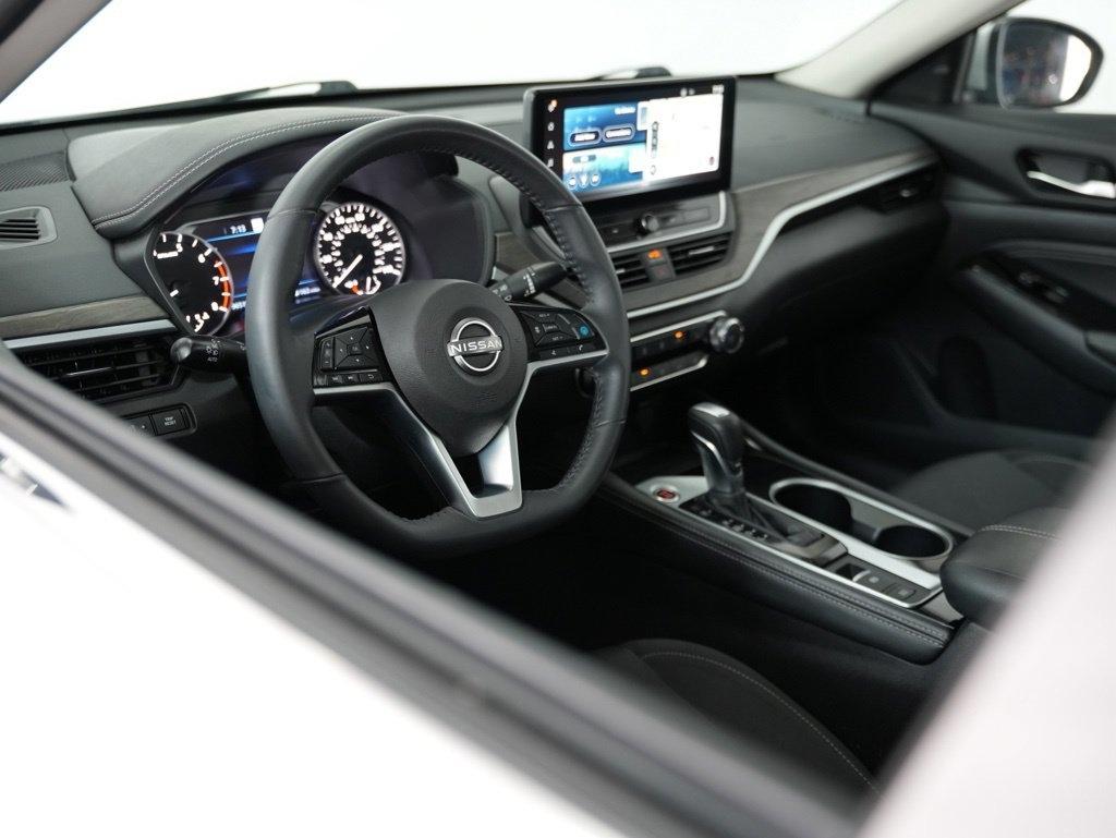 Nissan Altima 2.5 SV Sedan 2023