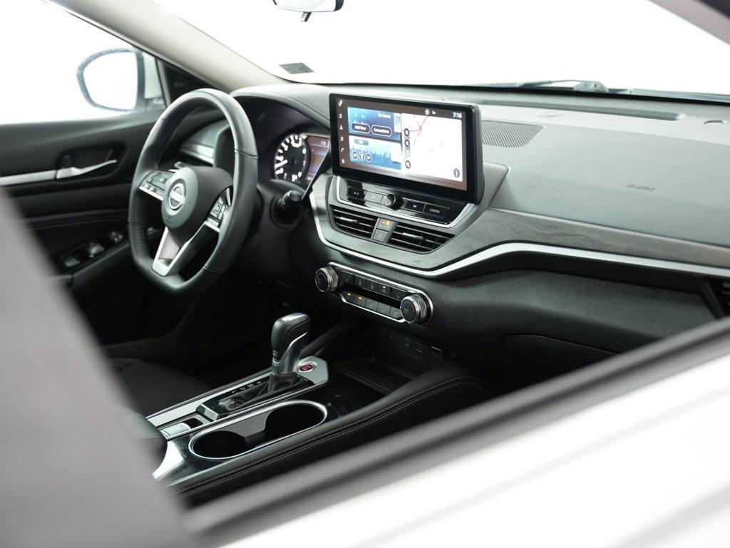 Nissan Altima 2.5 SV Sedan 2023